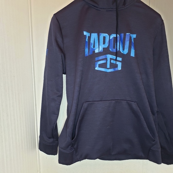 tapout sweater